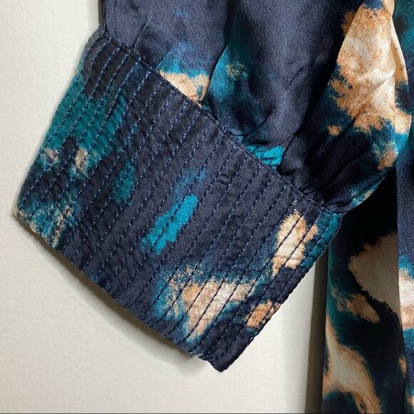 Johnny Was Silk Shirt Button Front Long Sleeve Top Shadow Voyager Tunic Medium - Picture 5 of 8